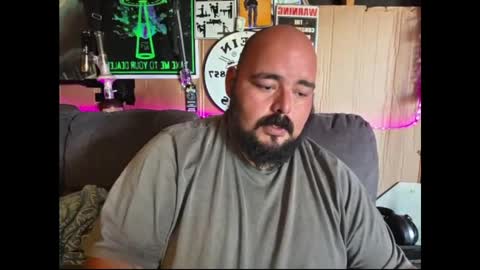 bossdeuce420 online show from 8, 4, 2026