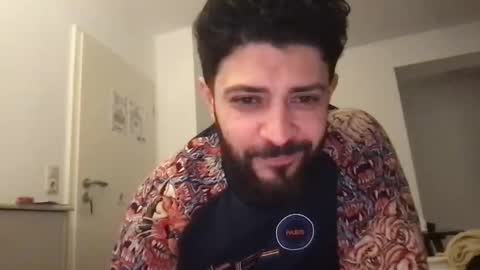 Snapshot of boualem92 chatting on 2, 3, 2026 boualem92 online show from 2, 3, 2026