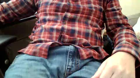 bourbonman144 online show from 14, 4, 2026