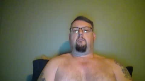 bowtieguy84 online show from 8, 4, 2026