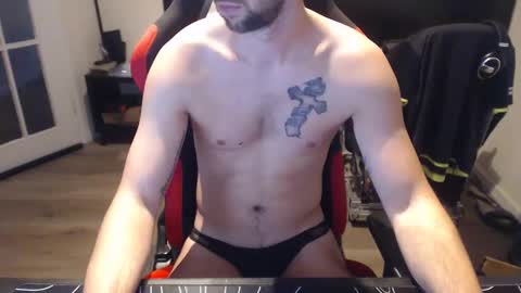 Snapshot of boy_t0y89 chatting on 24, 10, 2025 boy_t0y89 online show from 24, 10, 2025