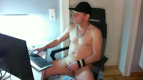 Julian online show from 9, 2, 2025