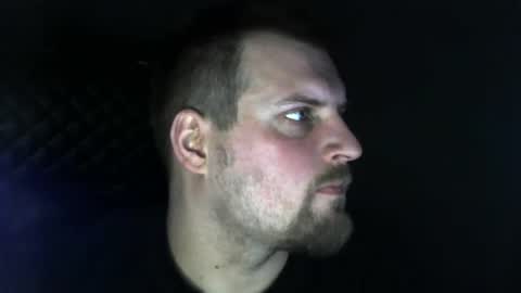 Snapshot of boynextdoooooor chatting on 30, 10, 2025 boynextdoooooor online show from 30, 10, 2025