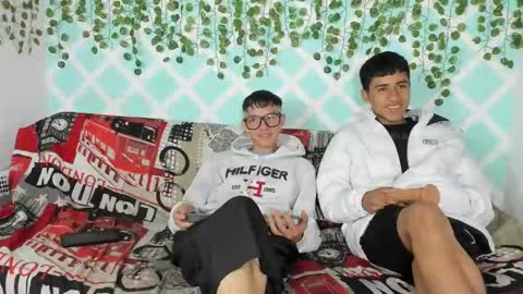 Snapshot of boys4hot_777 chatting on 7, 3, 2025 boys4hot_777 online show from 7, 3, 2025