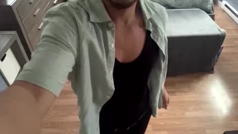 Snapshot of boytoy8969 chatting on 26, 11, 2025 boytoy8969 online show from 26, 11, 2025