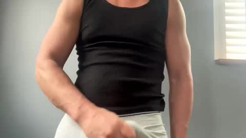 Snapshot of boytoy8969 chatting on 5, 1, 2026 boytoy8969 online show from 5, 1, 2026