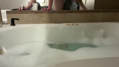 BoyToyBenny online show from 20, 4, 2026