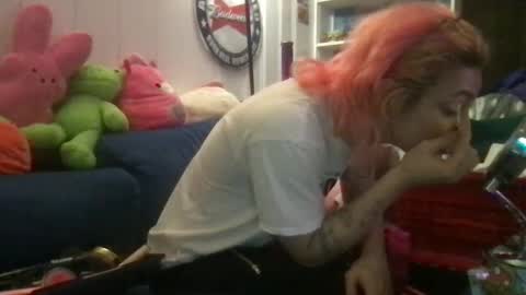 Snapshot of boywithbug chatting on 2, 2, 2025 boywithbug online show from 2, 2, 2025