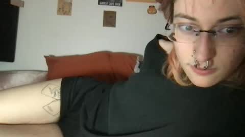 Snapshot of boywithbug chatting on 4, 3, 2025 boywithbug online show from 4, 3, 2025