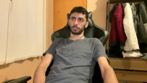 Snapshot of boyzinm2 chatting on 19, 9, 2025 boyzinm2 online show from 19, 9, 2025