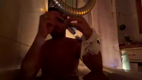 Snapshot of bozaansboza chatting on 4, 7, 2026 bozaansboza online show from 4, 7, 2026