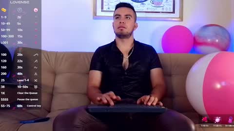 Bradley Colton Independ Model online show from 27, 1, 2025