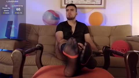 Bradley Colton Independ Model online show from 13, 12, 2025