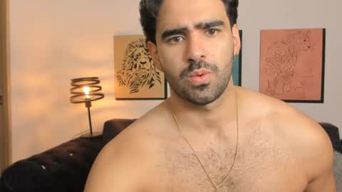 Snapshot of bradleymartin7 chatting on 2, 4, 2026 bradleymartin7 online show from 2, 4, 2026