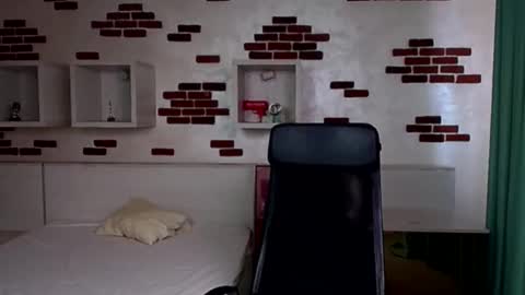 BradyFlint online show from 6, 6, 2026