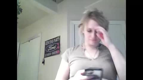 Snapshot of braindeadbetty chatting on 11, 6, 2026 i am a naughty jedi knight online show from 11, 6, 2026