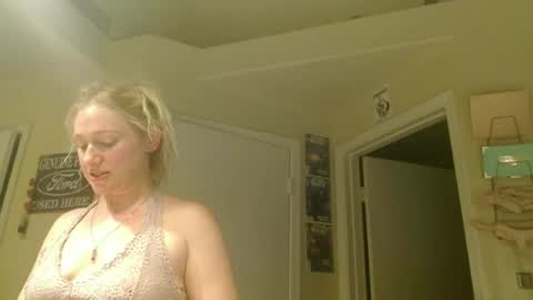 Snapshot of braindeadbetty chatting on 20, 6, 2026 i am a naughty jedi knight online show from 20, 6, 2026