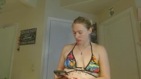 Snapshot of braindeadbetty chatting on 22, 6, 2026 i am a naughty jedi knight online show from 22, 6, 2026
