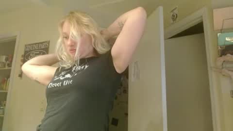Snapshot of braindeadbetty chatting on 24, 6, 2026 i am a naughty jedi knight online show from 24, 6, 2026