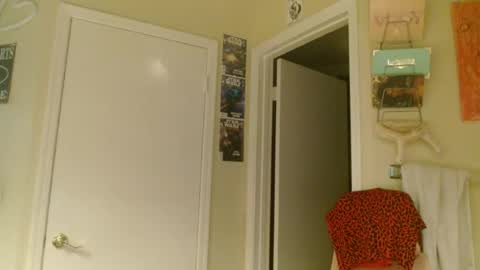 Snapshot of braindeadbetty chatting on 9, 7, 2026 i am a naughty jedi knight online show from 9, 7, 2026