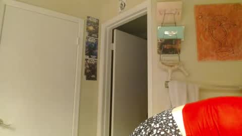 Snapshot of braindeadbetty chatting on 10, 7, 2026 i am a naughty jedi knight online show from 10, 7, 2026
