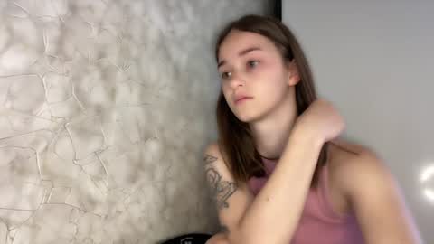Snapshot of bralkissy chatting on 25, 6, 2026 Kate online show from 25, 6, 2026