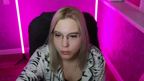 Snapshot of brandy__stars chatting on 29, 12, 2024 Belle online show from 29, 12, 2024