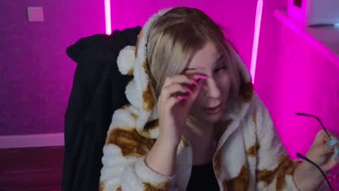 Snapshot of brandy__stars chatting on 29, 1, 2025 Belle online show from 29, 1, 2025