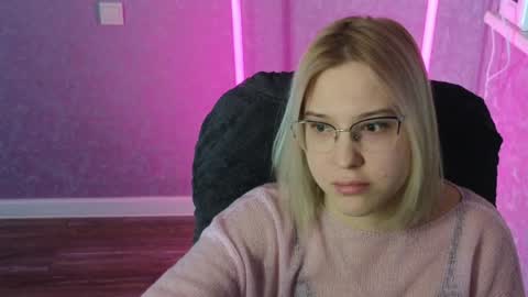 Snapshot of brandy__stars chatting on 6, 2, 2025 Belle online show from 6, 2, 2025