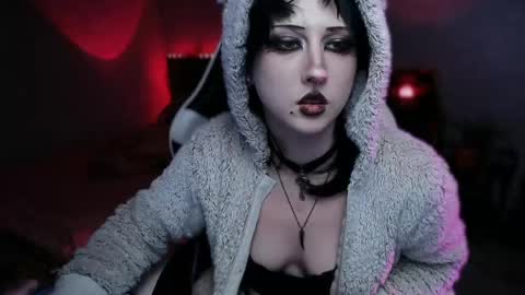 Snapshot of brandy_queen chatting on 15, 4, 2026 Aurorabut ur dad just calls me Rory online show from 15, 4, 2026