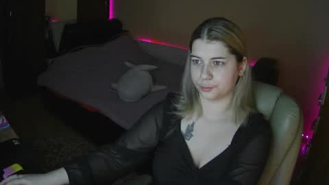 brandy_wow online show from 2, 4, 2026