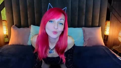 Brandybloomm online show from 8, 11, 2025