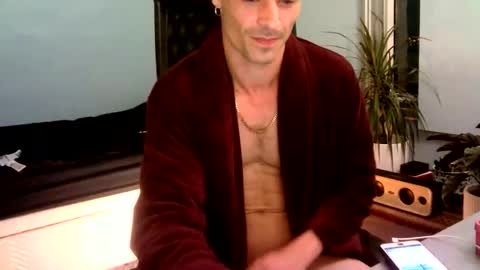 Snapshot of bratdownunder chatting on 13, 9, 2025 Bratdownunder online show from 13, 9, 2025