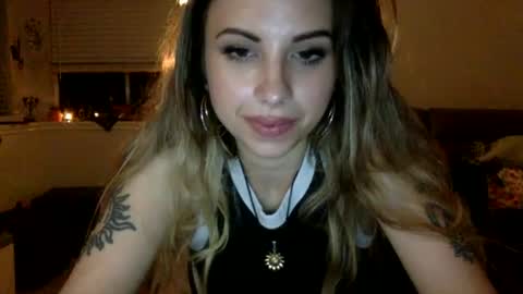 Mimi Noire online show from 19, 6, 2026