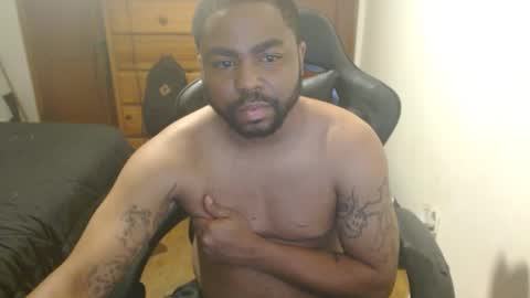 Snapshot of breadw1nnah chatting on 12, 10, 2025 Breadw1nnah online show from 12, 10, 2025