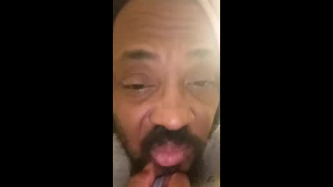 breakingfree44 online show from 23, 2, 2026