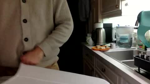 Snapshot of breilaxy chatting on 2, 11, 2025 breilaxy online show from 2, 11, 2025