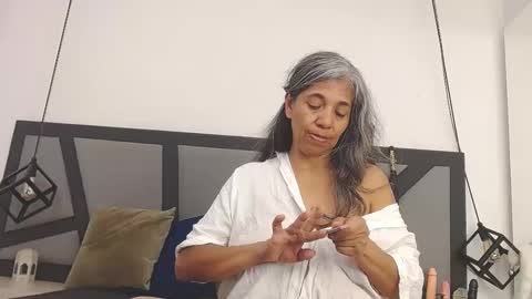 BRENDA VELASQUEZ online show from 30, 9, 2025