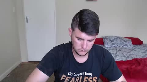 Snapshot of brendansexyboy098754 chatting on 16, 12, 2024 ask me lol online show from 16, 12, 2024