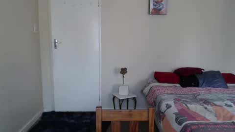 Snapshot of brendansexyboy098754 chatting on 26, 12, 2024 ask me lol online show from 26, 12, 2024