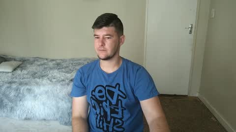 Snapshot of brendansexyboy098754 chatting on 14, 1, 2025 ask me lol online show from 14, 1, 2025