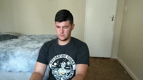 Snapshot of brendansexyboy098754 chatting on 15, 1, 2025 ask me lol online show from 15, 1, 2025