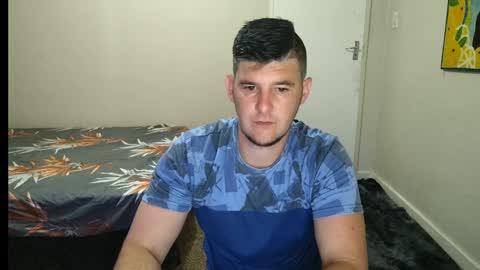 Snapshot of brendansexyboy098754 chatting on 28, 1, 2025 ask me lol online show from 28, 1, 2025