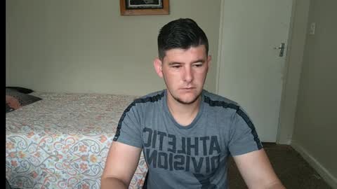 Snapshot of brendansexyboy098754 chatting on 4, 2, 2025 ask me lol online show from 4, 2, 2025