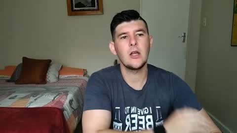 Snapshot of brendansexyboy098754 chatting on 18, 2, 2025 ask me lol online show from 18, 2, 2025