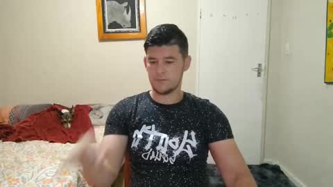 Snapshot of brendansexyboy098754 chatting on 4, 3, 2025 ask me lol online show from 4, 3, 2025