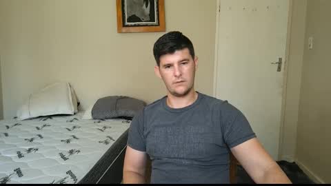 Snapshot of brendansexyboy098754 chatting on 6, 3, 2025 ask me lol online show from 6, 3, 2025