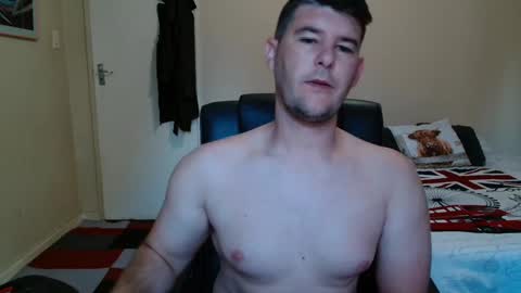 Snapshot of brendansexyboy098754 chatting on 16, 2, 2026 ask me lol online show from 16, 2, 2026