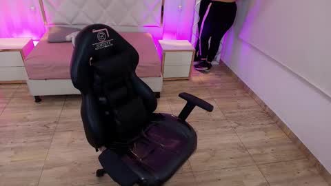 BRENDDA  online show from 23, 10, 2025