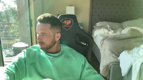 Brett Mycles online show from 5, 2, 2025